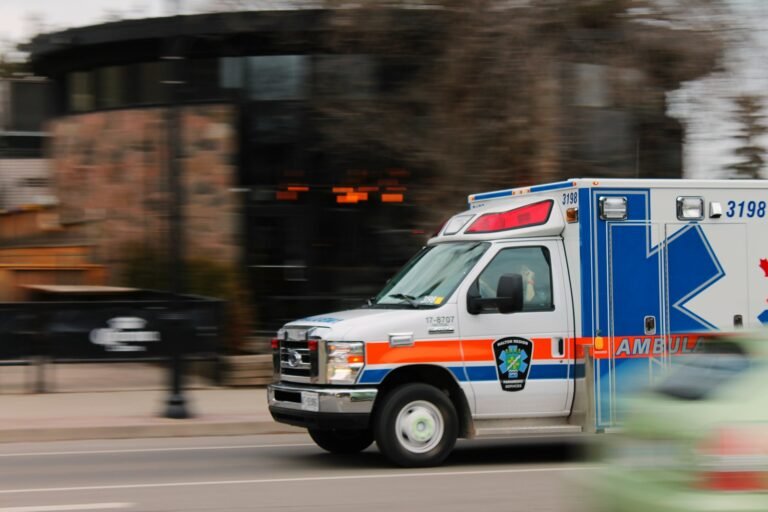 Emergency medical service and medical institutions