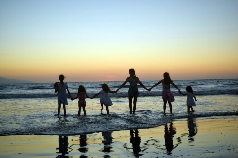 Seimas broadened citizenship options for children born abroad