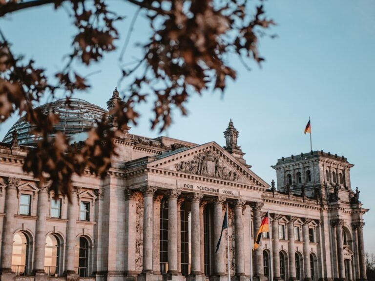 Document Search in German Archives